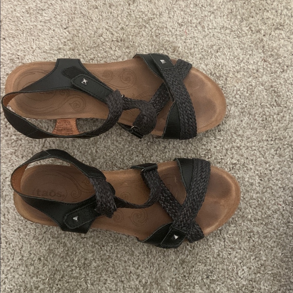 Taos wedge Trulie Sandals7-7.5 (38) - Picture 4 of 6